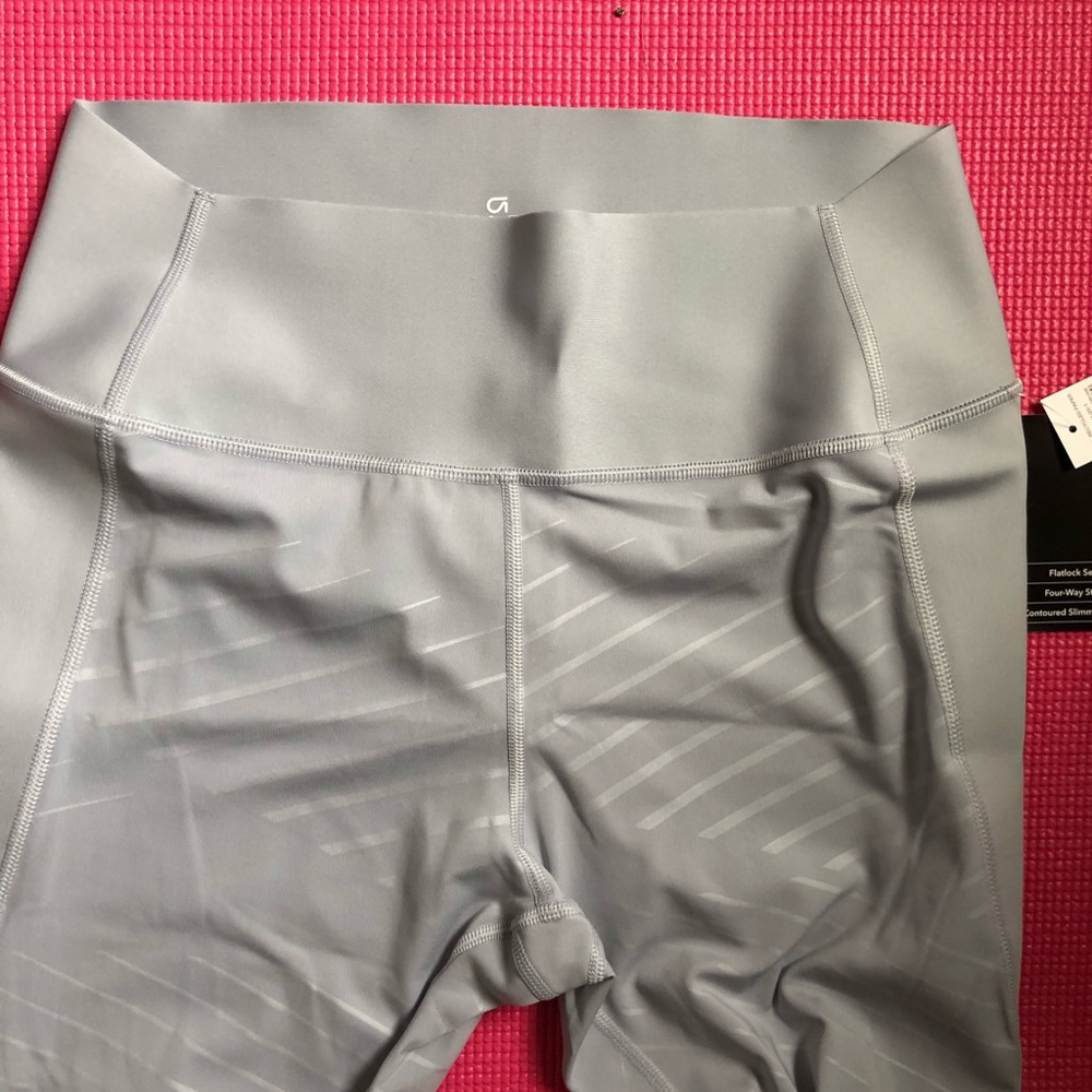 Women’s large capris! - Picture 5 of 6